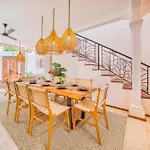 Villa San Diego: Brand New 4Bdr