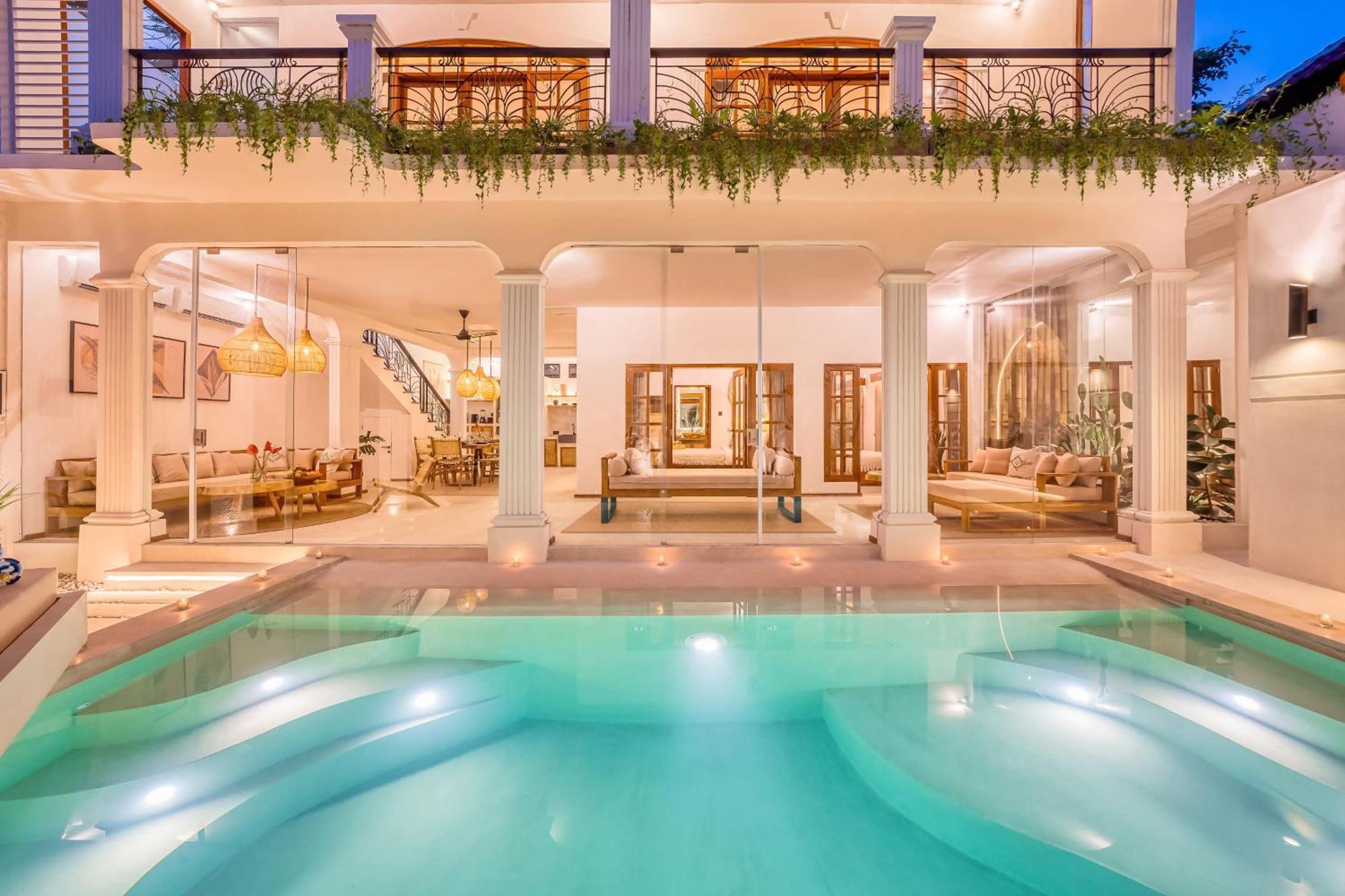 Villa San Diego: Brand New 4bdr