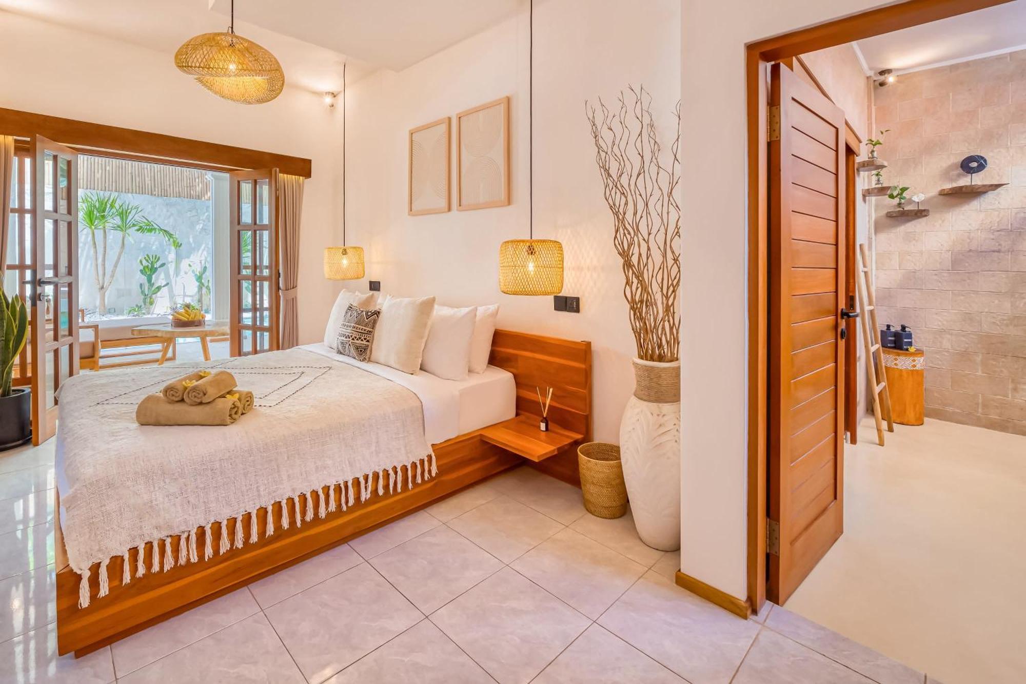 San Diego: Brand New 4bdr Villa
