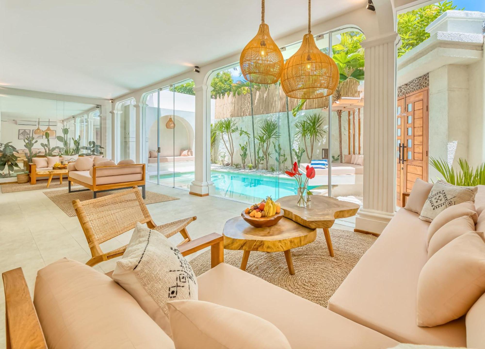 Villa San Diego: Brand New 4bdr