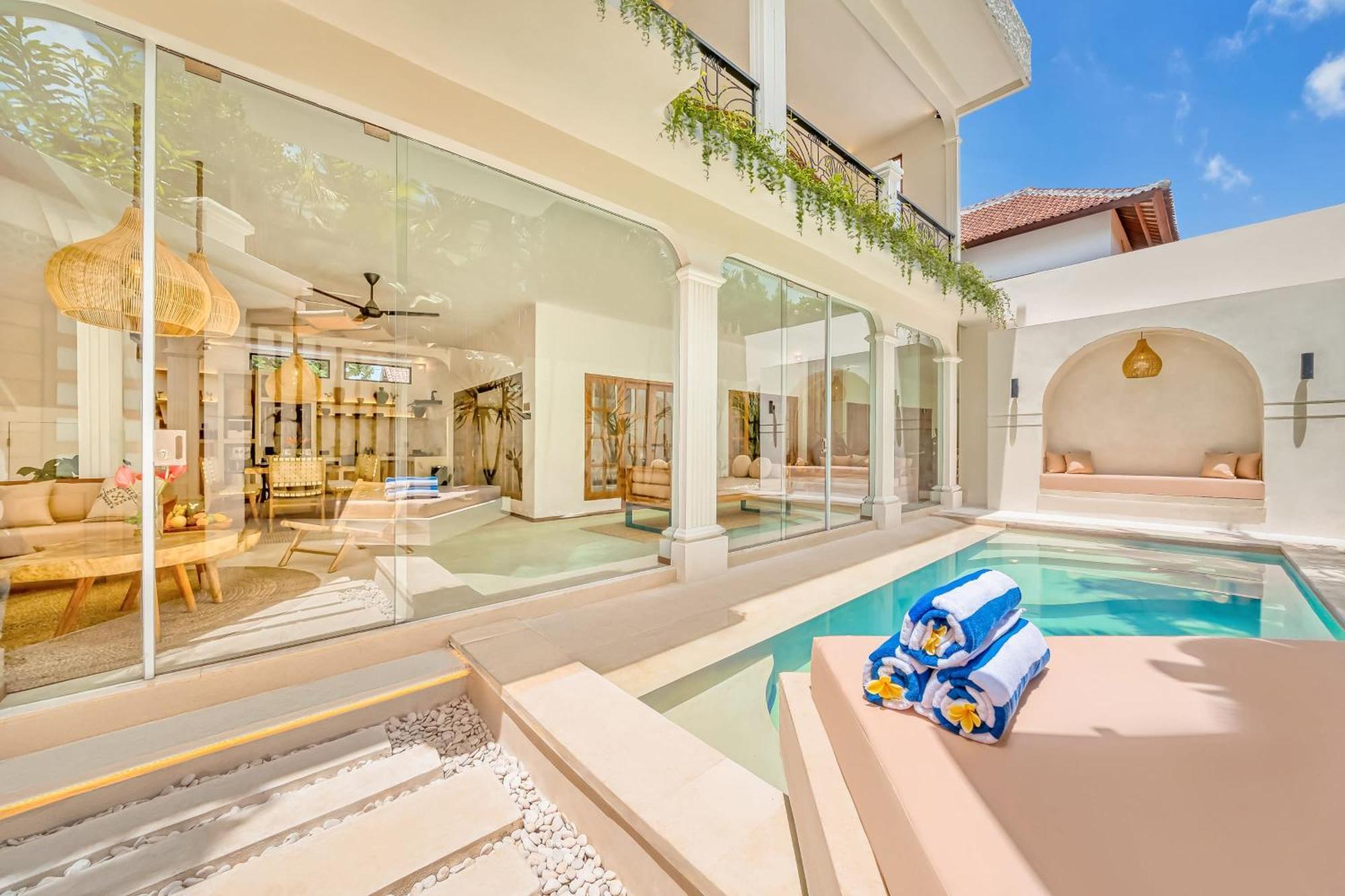 Villa San Diego: Brand New 4bdr