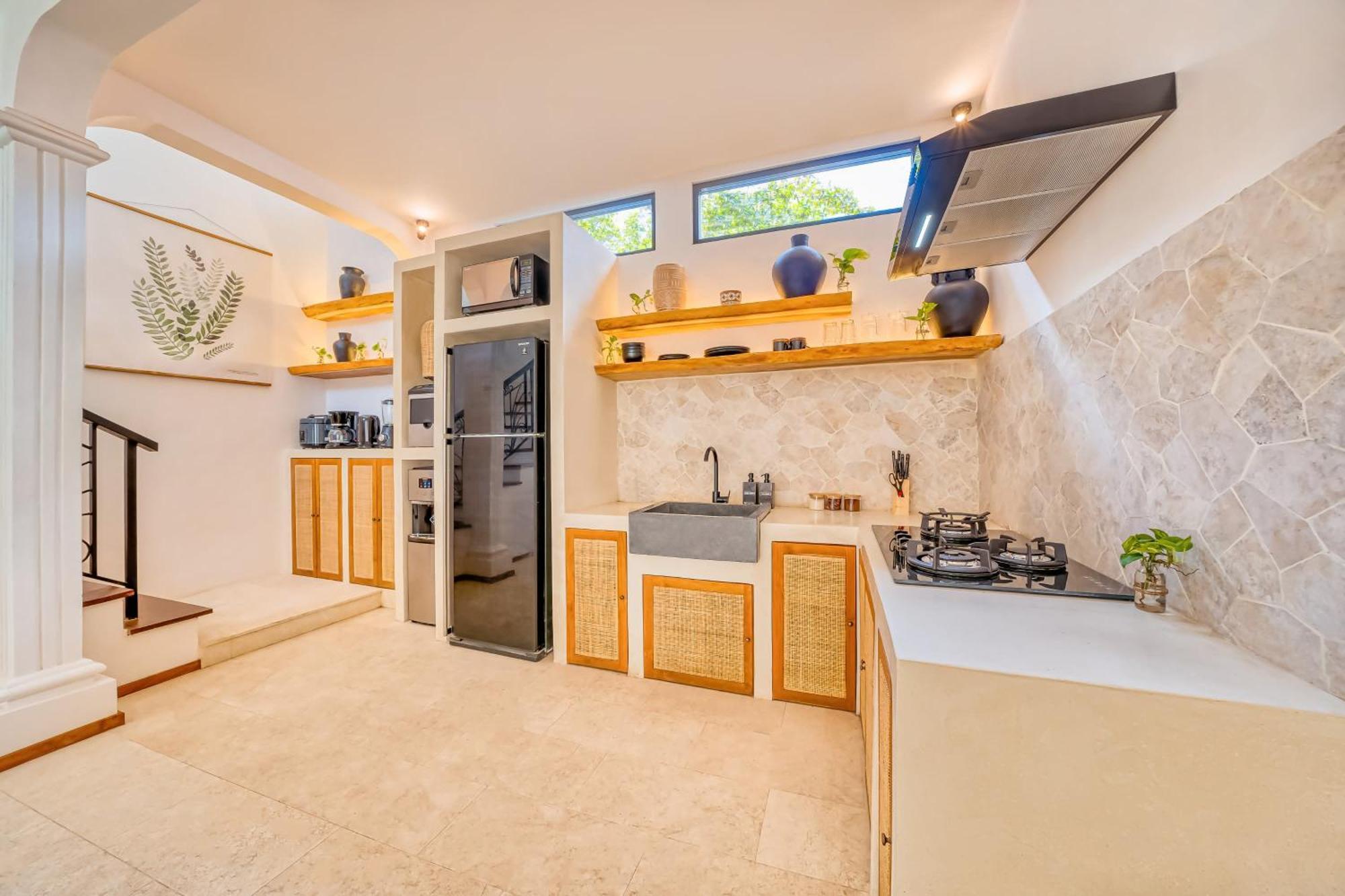 San Diego: Brand New 4bdr *